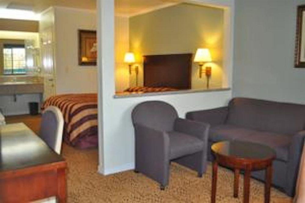 Executive Inn & Suites Sacramento Buitenkant foto