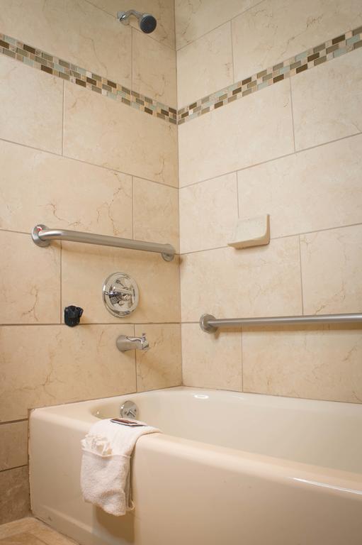 Executive Inn & Suites Sacramento Buitenkant foto