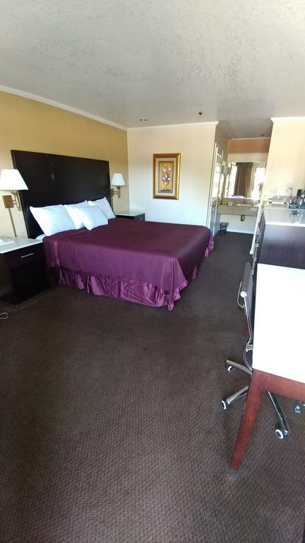 Executive Inn & Suites Sacramento Buitenkant foto