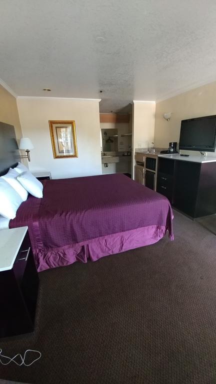 Executive Inn & Suites Sacramento Buitenkant foto
