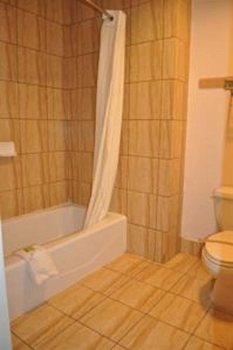 Executive Inn & Suites Sacramento Buitenkant foto